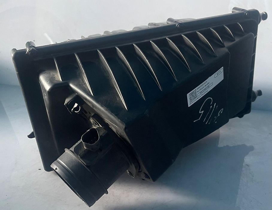 Air cleaner box(LH) - 2019 Land Rover DISCOVERY