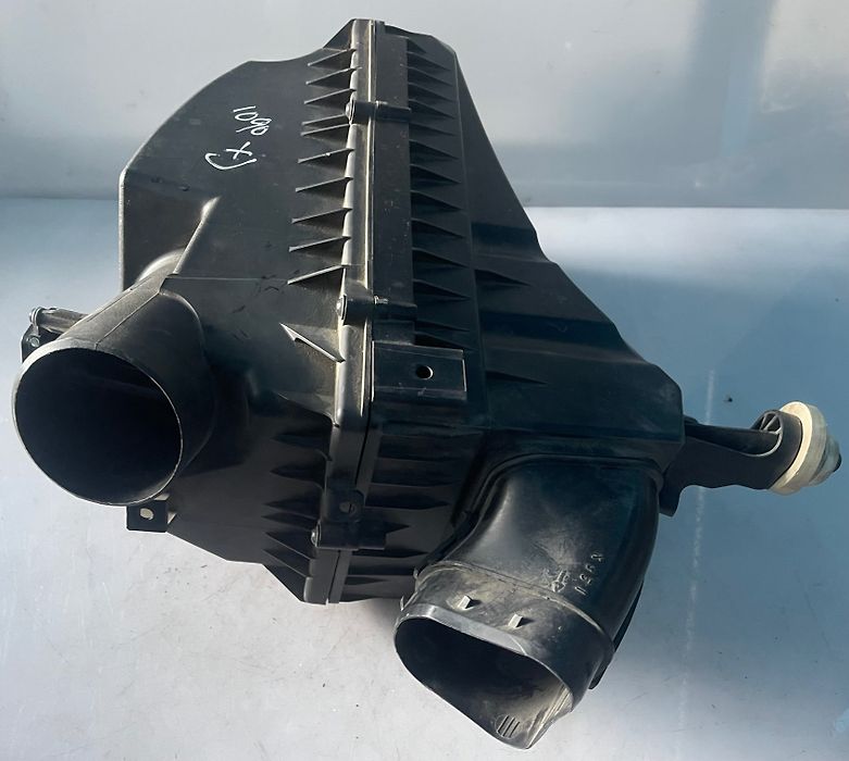 Air cleaner box(LH) - 2012 Jaguar XJ