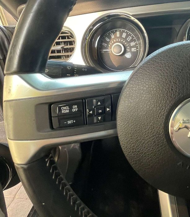 Steering wheel - 2014 Ford Mustang GT GT Convertible