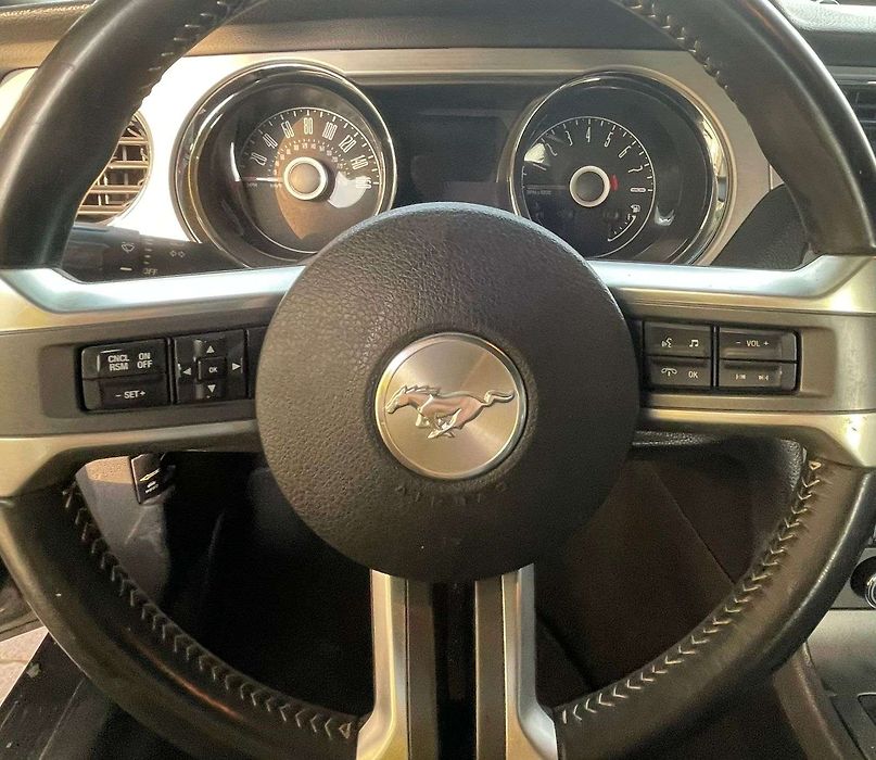 Steering wheel - 2014 Ford Mustang GT GT Convertible