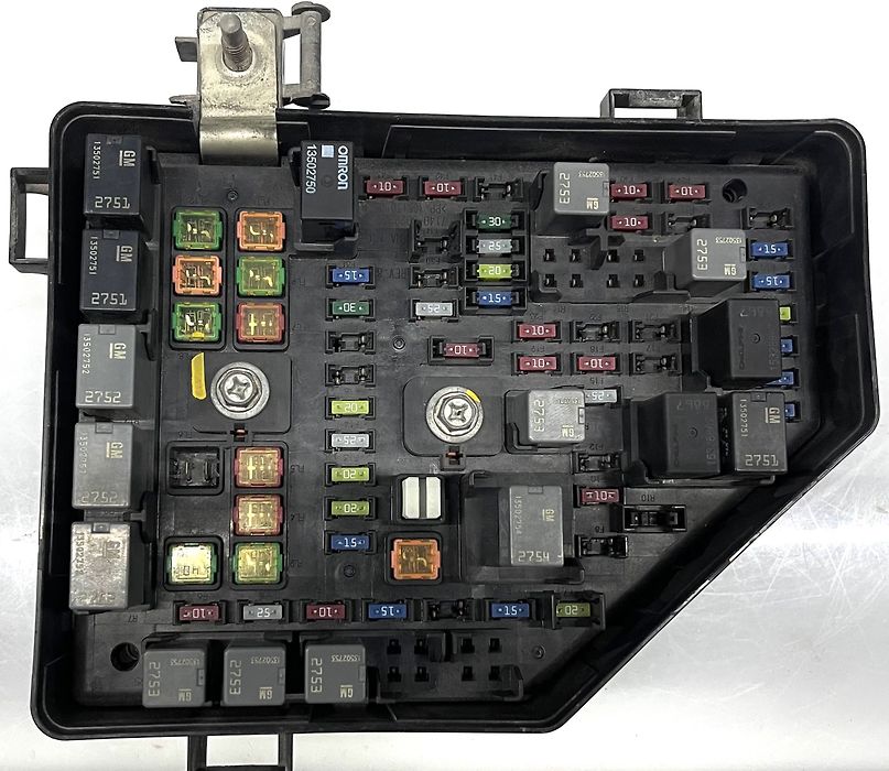 Fuse box - 2014 GMC Acadia