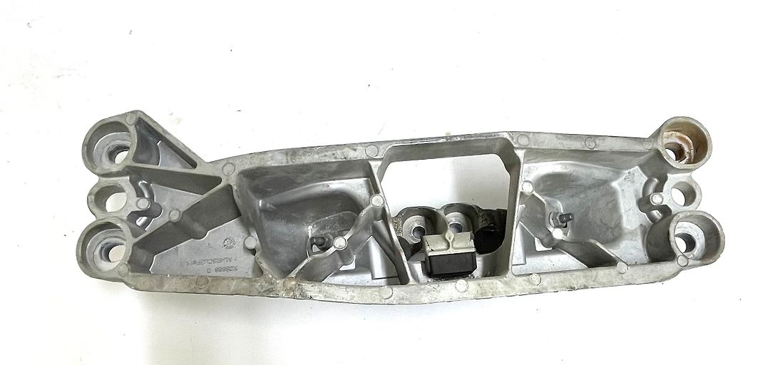 Gearbox Bracket - 2021 Cadillac CT5 Luxury