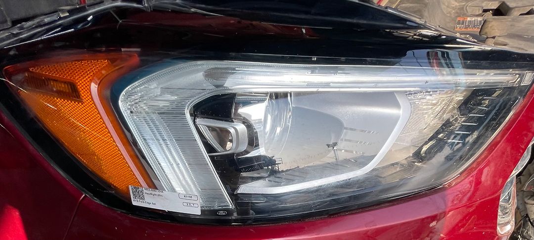 Headlight (RH) - 2019 Ford Edge SEL