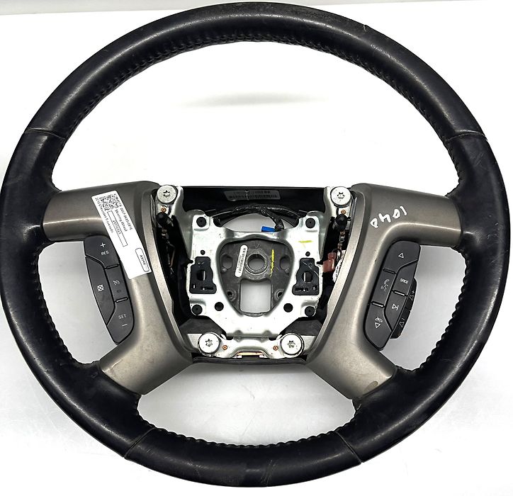 Steering wheel - 2012 Chevrolet SILVERADO