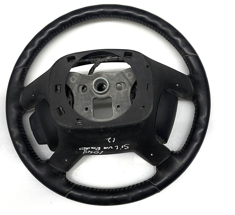 Steering wheel - 2012 Chevrolet SILVERADO