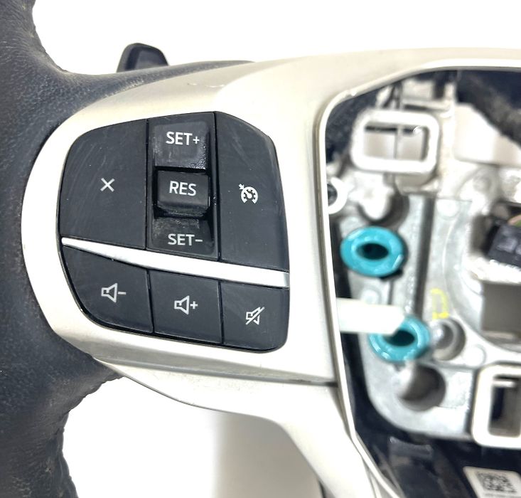 Steering wheel - 2021 Ford Explorer XLT