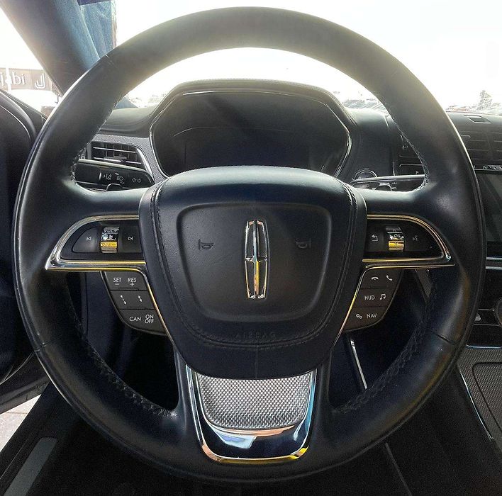 Steering wheel - 2018 Lincoln Continental