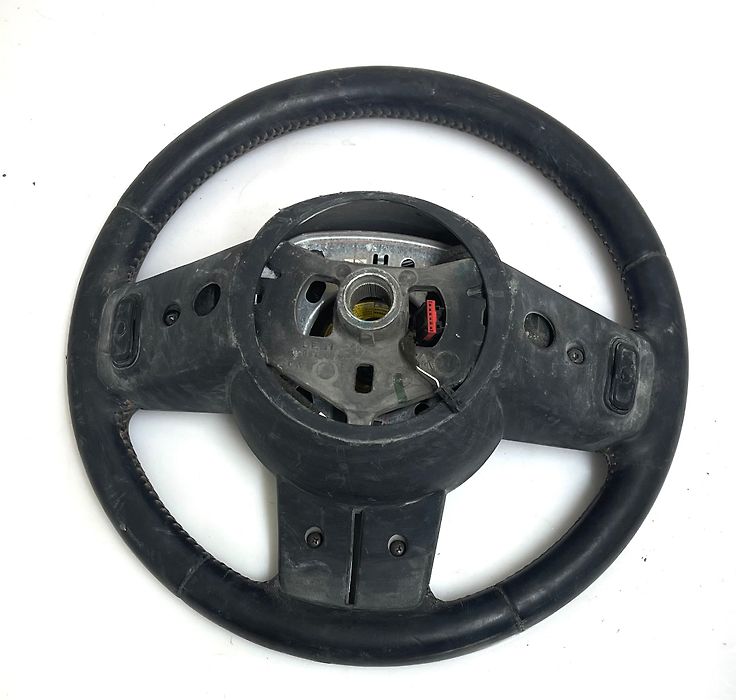 Steering wheel - 2022 Jeep Grand Cherokee L Limited