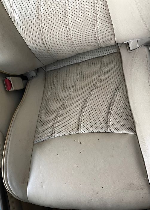 Front Seat (LHS) - 2014 Infiniti QX60