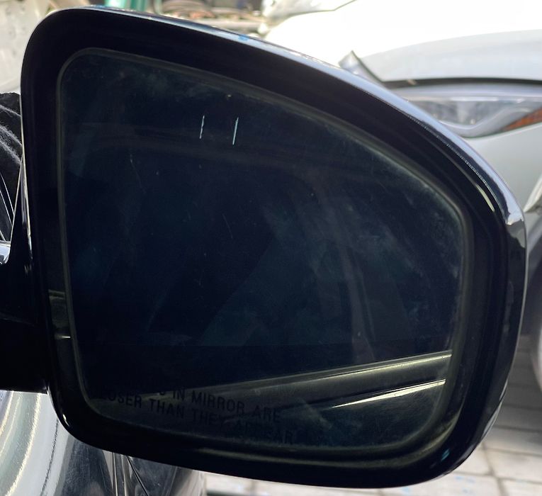 Side Mirror (RH) - 2014 Nissan Pathfinder