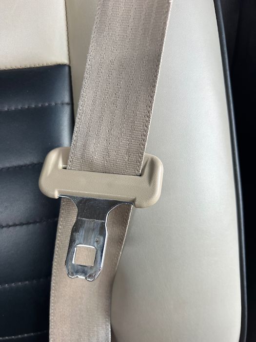 seat belt (LHF) - 2013 Toyota Sequoia