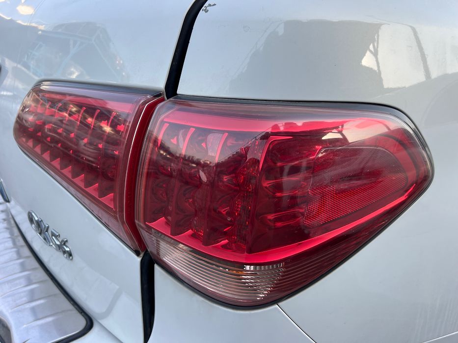 Tail Light (RH) - 2013 Infiniti QX56