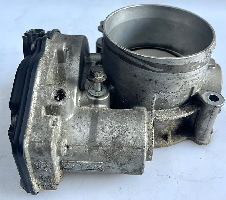 Throttle body - 2013 Ford Explorer