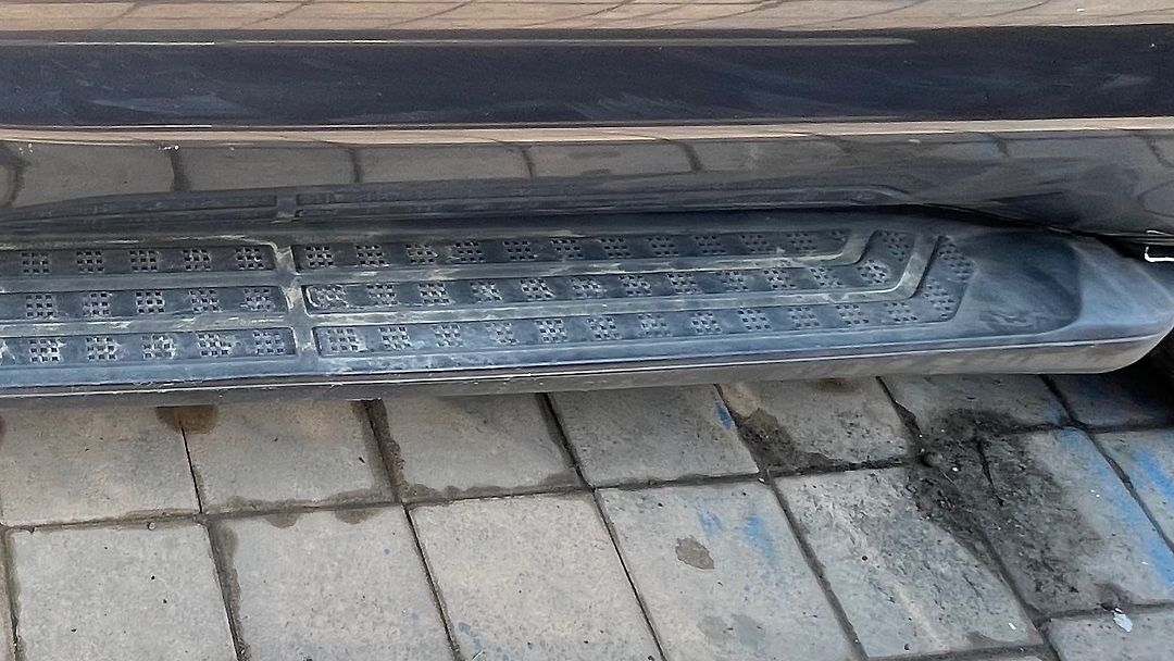 Running board - 2012 Toyota Sequoia UCK60L