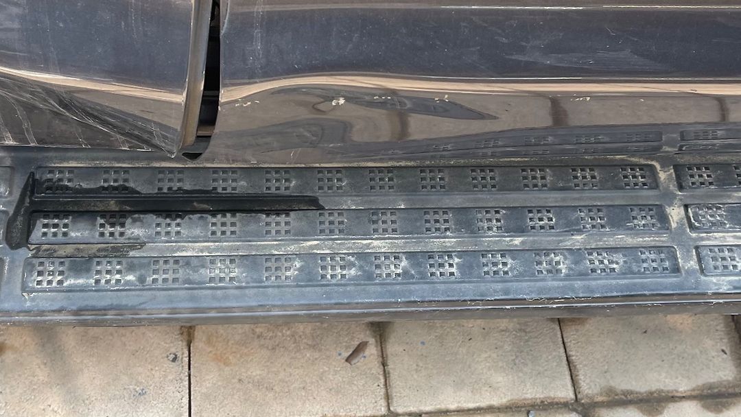 Running board - 2012 Toyota Sequoia UCK60L