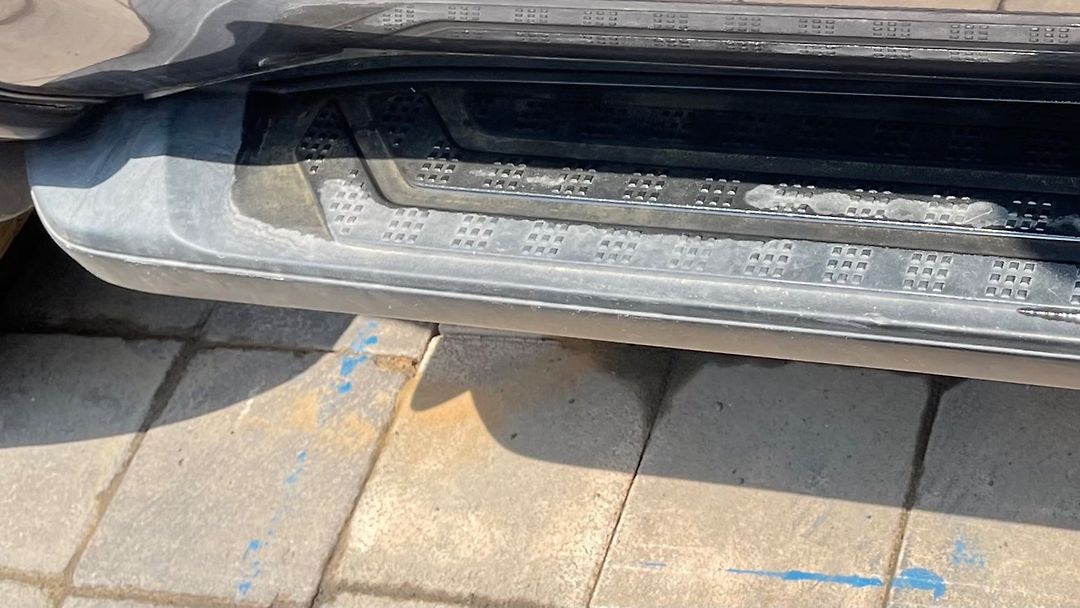 Running board - 2012 Toyota Sequoia UCK60L