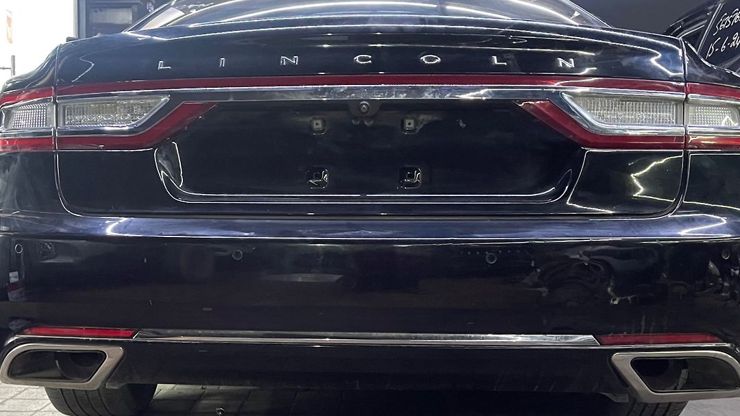 Rear bumper - 2017 Lincoln Continental