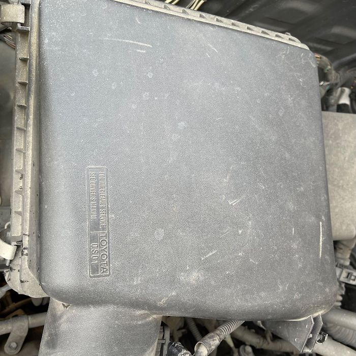 Air cleaner box - 2010 Toyota Tundra SR5