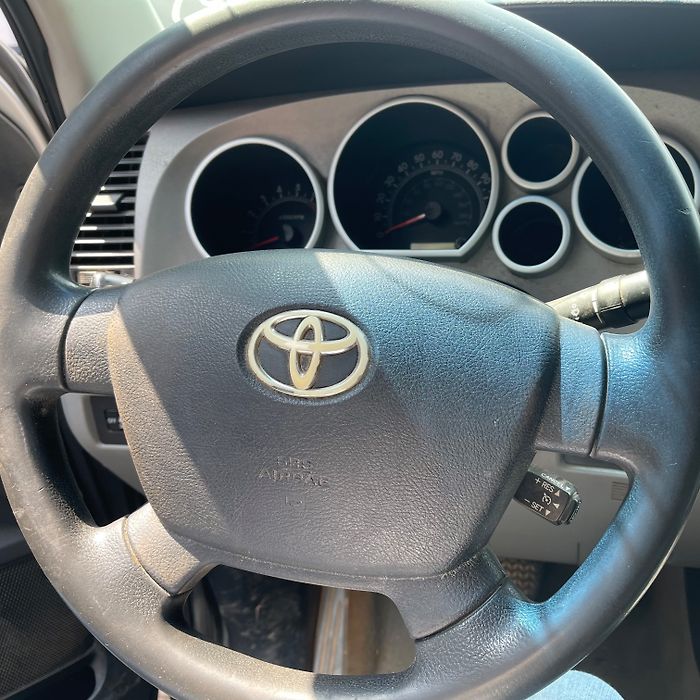 Steering wheel - 2010 Toyota Tundra