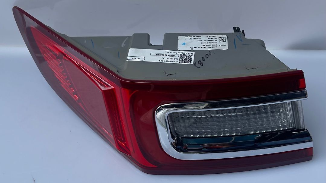 Tail Light (LH) - 2018 Lincoln Continental