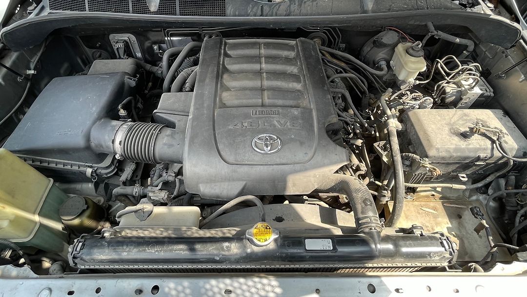 Engine  - 2010 Toyota Tundra SR5