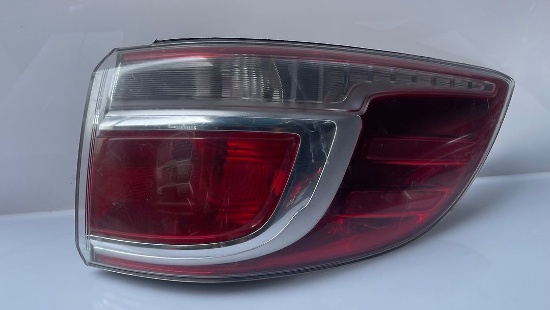 Tail Light (RH) - 2013 Chevrolet Trailblazer