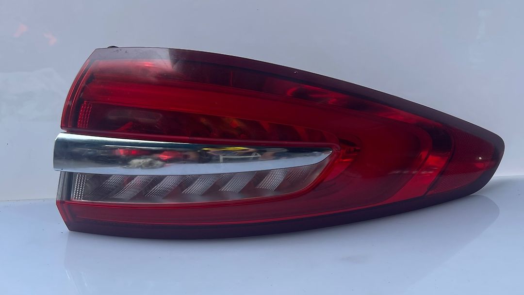 Tail Light (RH) - 2017 Ford Fusion