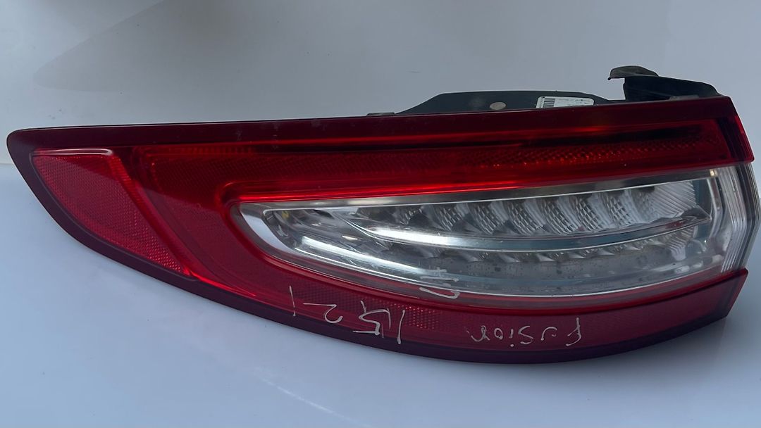 Tail Light (LH) - 2015 Ford Fusion