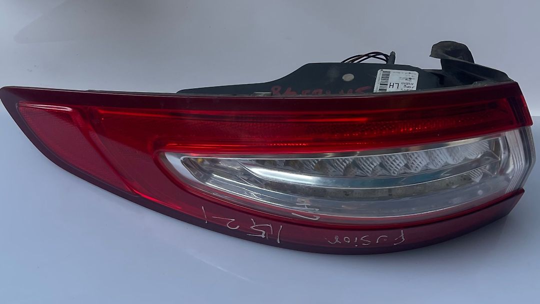 Tail Light (LH) - 2015 Ford Fusion