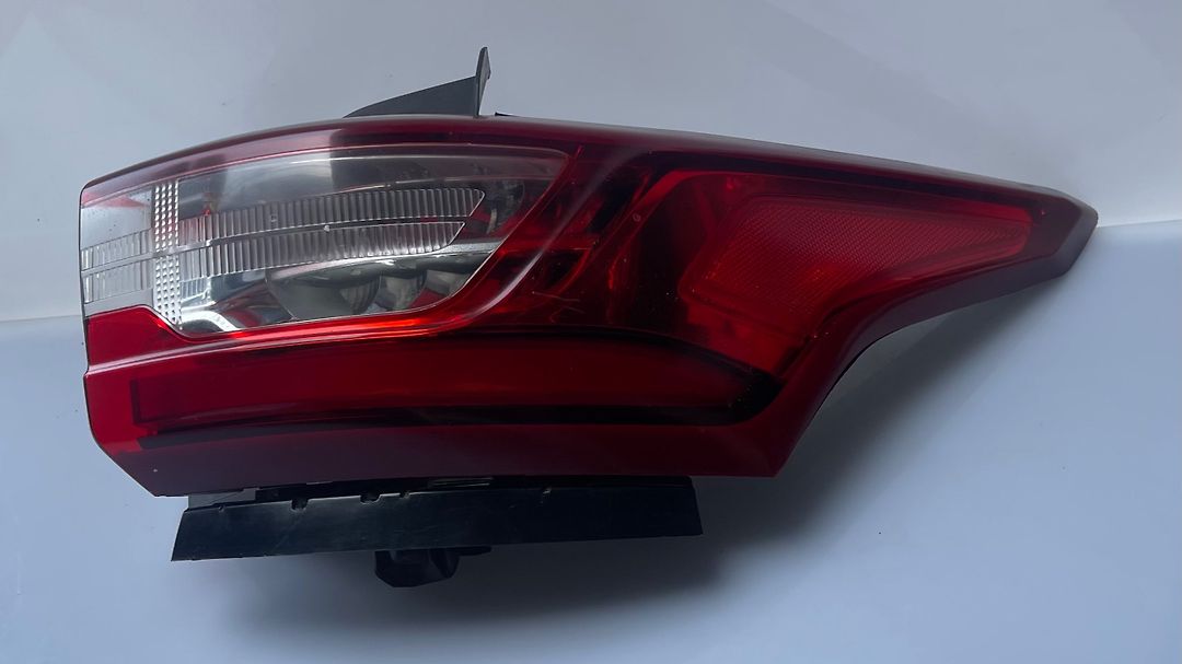 Tail Light (RH) - 2018 Chevrolet Traverse