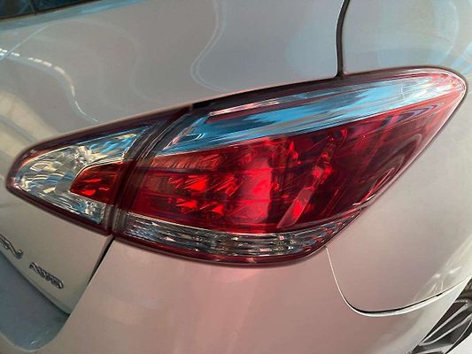 Tail Light (RH) - 2011 Nissan Murano