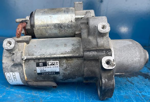 Starter motor - 2020 Chevrolet Traverse LT Cloth