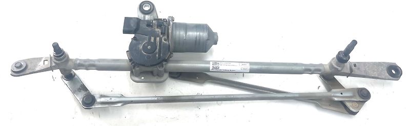 Windshield wiper motor) - 2021 Chevrolet Trailblazer RS AWD