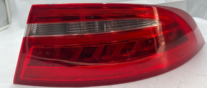 Tail Light (RH) - 2018 Jaguar XE