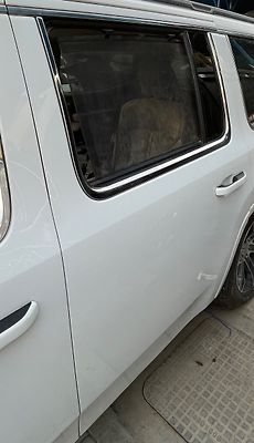 Door (LHB) - 2022 Jeep Grand Wagoneer Series I