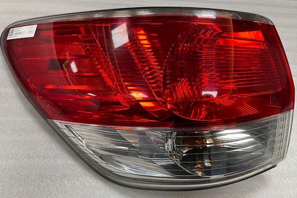 Tail Light (LH) - 2014 Nissan Pathfinder