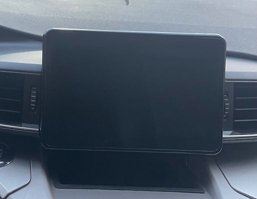 Info-gps-tv screen - 2020 Ford Explorer XLT