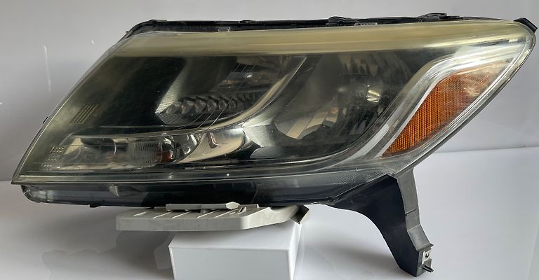 Headlight (LH) - 2013 Nissan Pathfinder