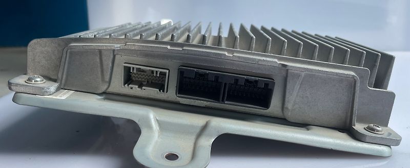 Amplifier Computer Control Module - 2011 Ford Explorer