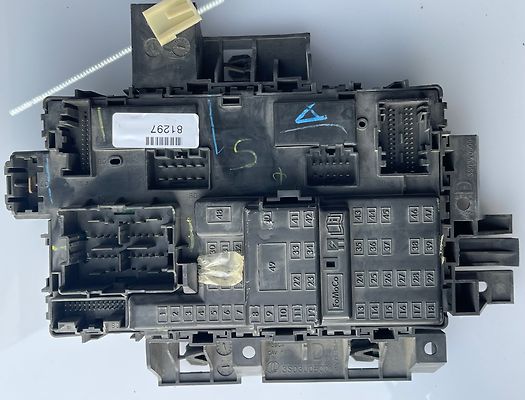 Fuse box - 2011 Ford F-150