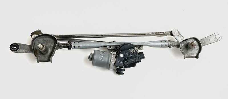 Windshield wiper motor) - 2017 Cadillac XT5