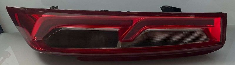 Tail Light (RH) - 2018 Chevrolet Camaro SS