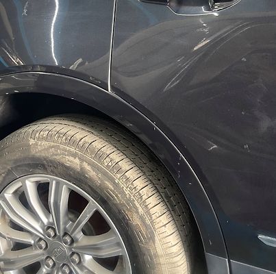 Fender moulding (RHB) - 2017 Cadillac XT5