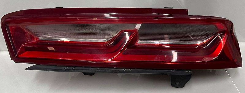 Tail Light (RH) - 2018 Chevrolet Camaro