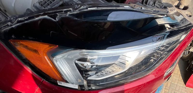 Headlight (RH) - 2019 Ford Edge SEL