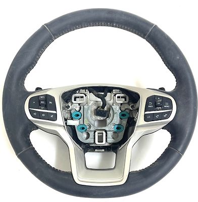 Steering wheel - 2021 Ford Explorer XLT