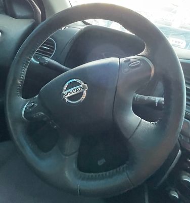 Steering wheel - 2013 Nissan Pathfinder