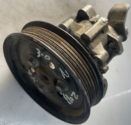 Power steering pump - 2008 Land Rover RANGE ROVER VOGUE