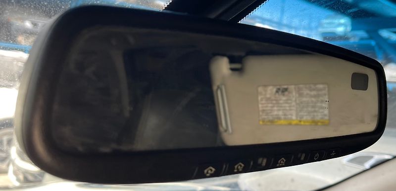 Rear view mirror - 2014 Nissan Pathfinder