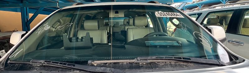 Windshield glass - 2013 Toyota Sequoia